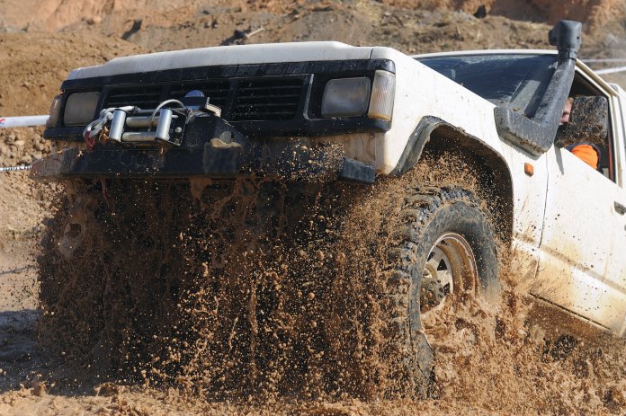 4x4 stuck in the mud