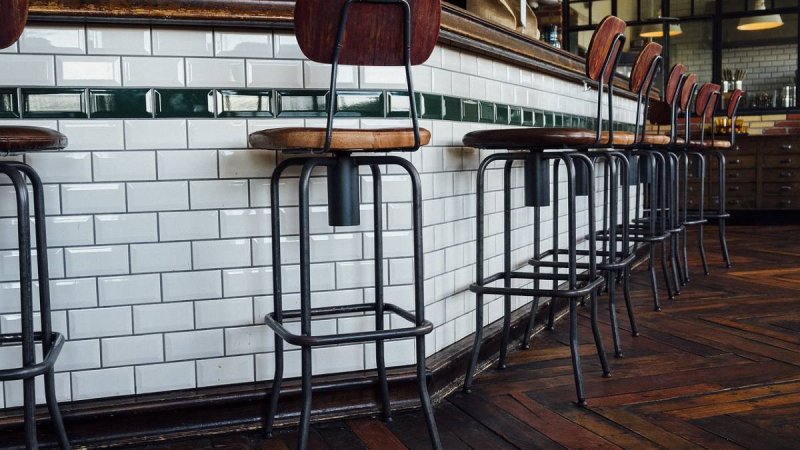 podłogi winylowe do restauracji - Michalina.jpg